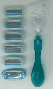 6 recambios Schick Hydro Silk Sensitive Care, percha de ducha, mango de afeitadora gratuito FS - Imagen 1 de 4