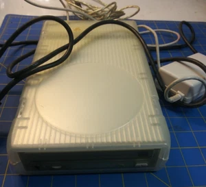 Unidad USB CD-R/RW Mitsumi modelo CR-4824TU - Imagen 1 de 7