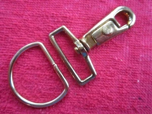 3 VTG CMC 1 1/4" SNAP HOOKS & DEES SHOULDER STRAP HORSE HAMES HARNESS BRASS TONE - Picture 1 of 11