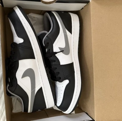 Men’s Jordan 1 Retro Low Black/Particle Grey/White 11.5 - Image 1 of 4