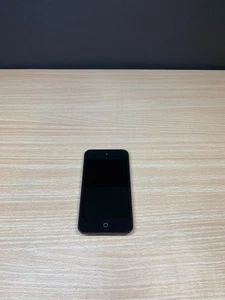 Apple iPod Touch 4. Generation 32GB Schwarz A1367 Getestet - Bild 1 von 9