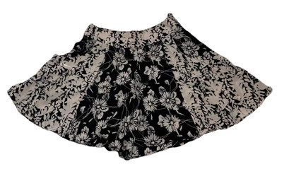 Free People Flowy Shorts Women’s 0 Black & Cream Floral Print High Rise Pockets  - Image 1 of 4