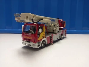 Camion Eligor iveco eurocargo autoscala pompieri 1/43 - Foto 1 di 6