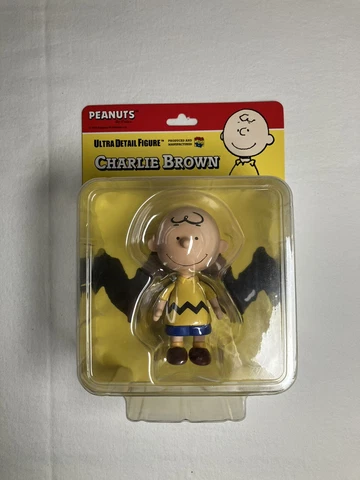Charlie Brown Peanuts Medicom Toy Figure Ultra Detail Cover