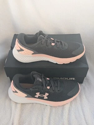 Size 6.5 Youth Under Armour GGS Charged Rogue 3 Girls Lace Up Athletic Shoes - Image 1 of 4