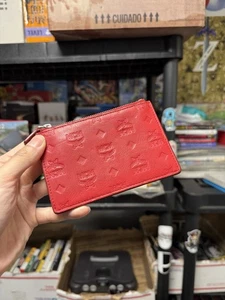 MCM Aren Logo Monogramm Leder Reißverschluss Kartenetui Rot - Bild 1 von 8