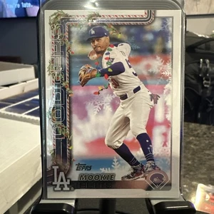 2025 Topps Holiday - Mookie Betts Lights Variation Dodgers #H52 - Bild 1 von 2