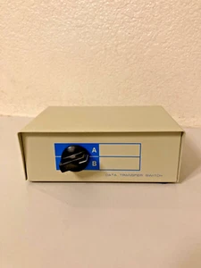 DS252 2-Ports Switch - Picture 1 of 3