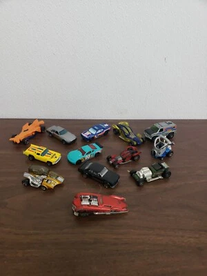 De colección 13 Hot Wheels 1977 a 2013 JAGUAR XJS, Motor Phycho, Etc Paquete Foto 1 de 4
