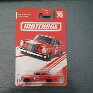 Matchbox USA Target Special - Red Edition - Mercedes Benz 220 SE - Bild 1 von 1
