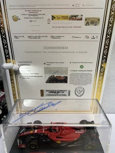 Charles Leclerc Signed Ferrari SF-23 Scale 1/43 + COA - Foto 1 di 8