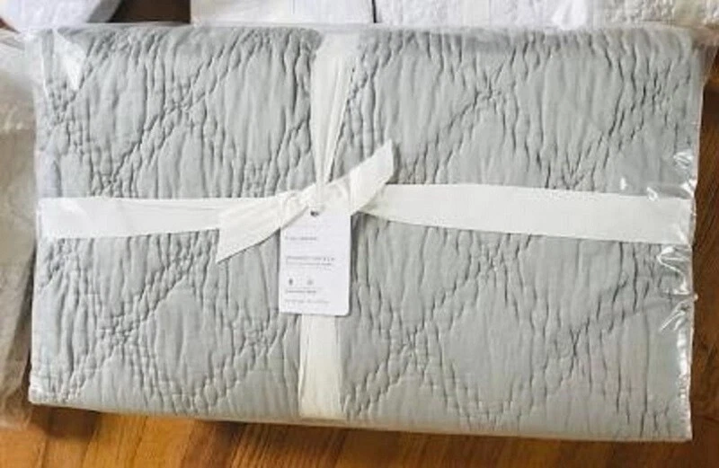 Juego de edredón de satén lavado Pottery Barn gris niebla reina 2 fundas estándar diamante🦩 Foto 1 de 2