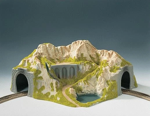 Noch 05130 HO Corner Tunnel Single Track Curved 7.9" High - Image 1 of 1