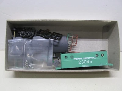 BOWSER # 54018 ~ PENN CENTRAL N-5c CABOOSE # 23045 ~ HO SCALE - Image 1 of 2