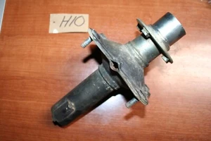 1984 Honda ATC 200ES Front Wheel Bearing Hub Carrier OEM 84 G - Picture 1 of 7