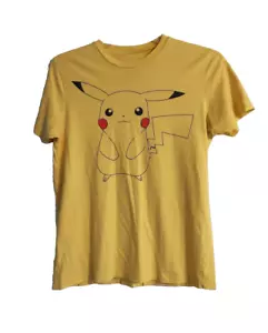 We Love Fine Pokemon Pikachu Uomo Taglia M Giallo Manica Corta 2015 Cotone - Foto 1 di 5