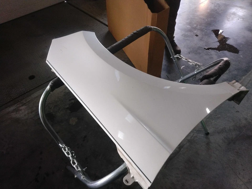 Ford Edge 2016 guardabarros delantero derecho blanco 346142 usado 118 k millas OEM Foto 1 de 4