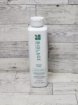 Champú clarificante Biolage Scalp Sync, concentrado equilibrante, 13,5 fl oz Foto 1 de 2