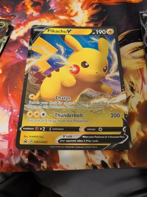 Pikachu V SWSH061 Jumbo Cards Holo - Image 1 of 2