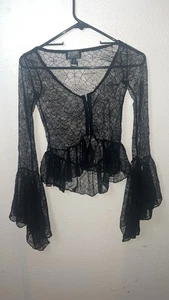 Lip Service Spinnennetz Glockenärmel Top Gothic Spitze Haken Knopf Top Gr. Small  - Bild 1 von 8