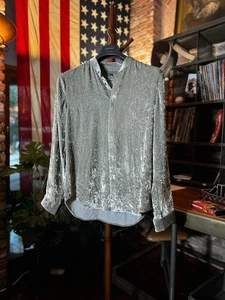 JOHN VARVATOS Crushed Velvet Button Down in Gray sz.M - Picture 1 of 6