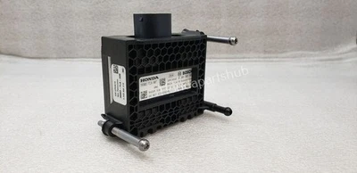 2017-19 Honda CR-V EX and EX-L AWD Milliwave Radar Unit (36803-TLA-A06) (VIN) - Image 1 of 4