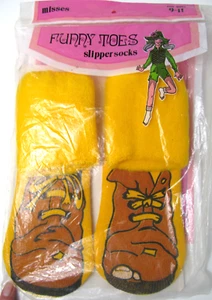 Vtg Slipper Socks Funny Toes Misses Size 9-11 Soft Yellow Shoe Print NOS O - Picture 1 of 9