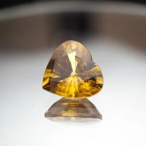 Natural Sphene (Titanite) multicolor 6.08 carats form Madagascar - Picture 1 of 6