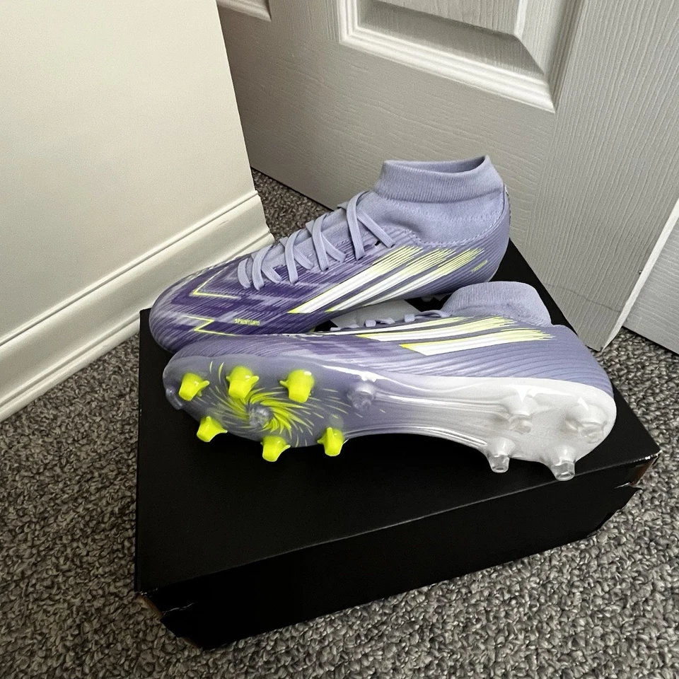 Botines de fútbol para mujer F50 SparkFusion League talla 8 Foto 1 de 4