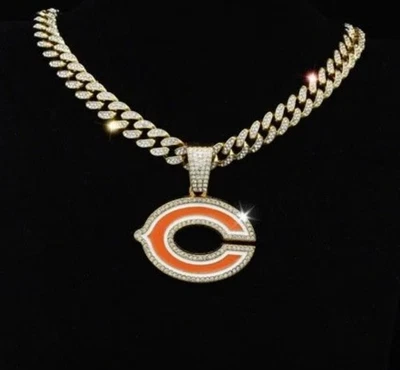 Collar de cadena gema Chicago Bears - Colgante Bling con oro o plata de 24 pulgadas Foto 1 de 3