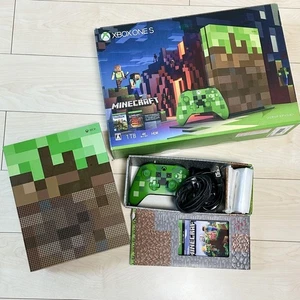 Consola de juegos Microsoft Xbox One S 1TB Minecraft edición limitada Japón - Imagen 1 de 8