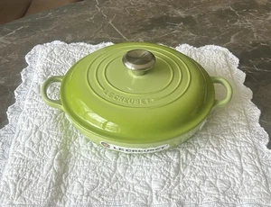 Rare Le Creuset Kiwi 26cm Shallow Casserole / 2.25QT Braiser - Picture 1 of 13