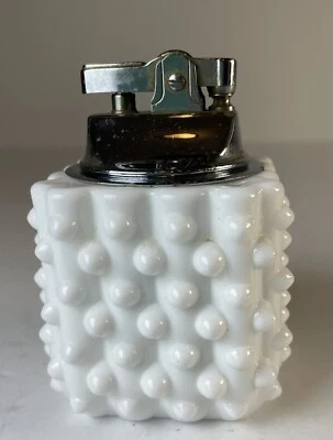 Auténtico encendedor de mesa Fenton hecho a mano de vidrio esmerilado Hobnail cromado vintage Foto 1 de 4