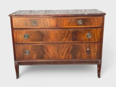 Cajonera con incrustaciones de caoba llama Johnson Furniture Co siglo XX Foto 1 de 4