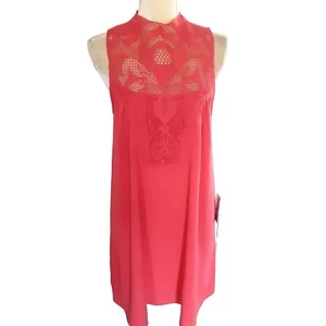 NUEVO CON ETIQUETAS Chelsea 28 Vestido Rosa Caliente Sin Mangas Encaje Delantero Fruncido Trasero M - Imagen 1 de 5