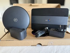 BT Business Smart Hub 2 + WiFi Extender Disc - Photo 1/3