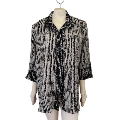 NEW HABITAT Hidden Placket Shirt  Alabaster & Black Artsy Lagenlook WOMENS LARGE - Image 1 of 4
