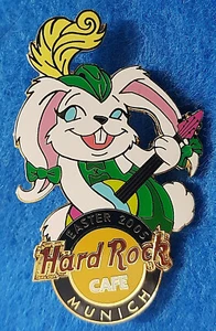 MUNICH EASTER WHITE RABBIT BUNNY PLAYING GUITAR 2005 Hard Rock Cafe PIN LE - Picture 1 of 1