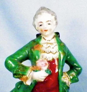 Statuina uomo coloniale Giappone occupato porcellana vintage pizzo mancante - Foto 1 di 4