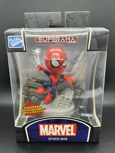 The Loyal Subjects Marvel Superama Spider-Man mit austauschbaren Hintergründen - Bild 1 von 5