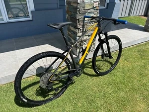 Trifox carbon cross country bike - Picture 1 of 8