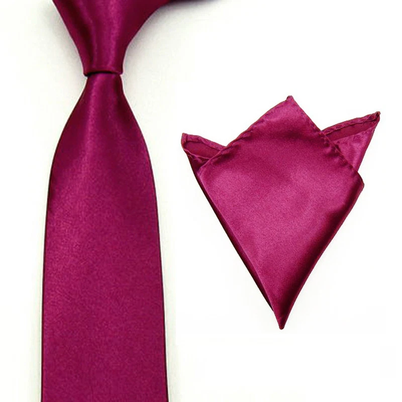 Conjunto de pañuelo ajustado de satén liso cuadrado de bolsillo con corbata delgada para hombre Foto 1 de 1