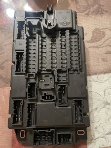 2012 Mini Countryman Fuse Box BCM 61.35 9809589-01 (9809589-01) 4 Dr - Bild 1 von 4