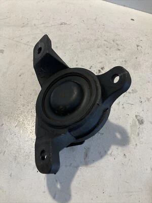 Subaru Tribeca Engine Mount Front Left Genuine 3.0 V6 2009 - Image 1 of 4