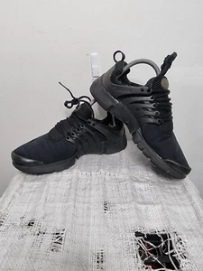 nike air presto sneaker size 6y black running shoe school sports - Picture 1 of 21