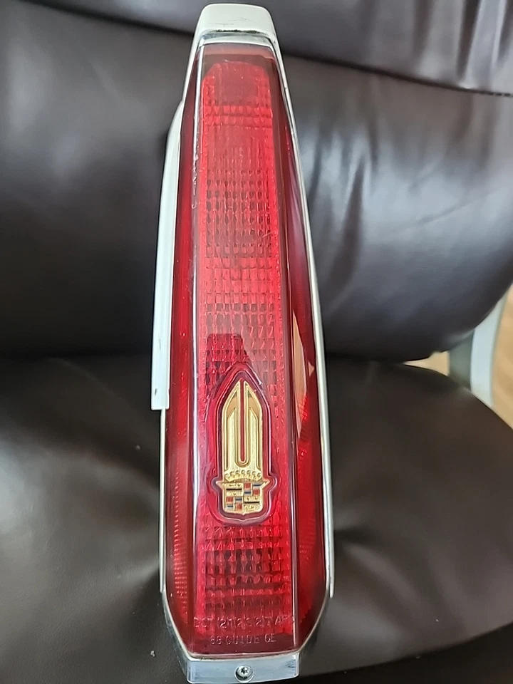 Cadillac Eldorado 1988 1989 1990 1991 pasajero/luz trasera lateral derecha  Foto 1 de 4