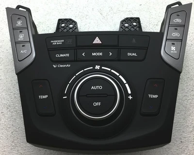 OEM Hyundai Santa Fe XL (LWB) Temp Control Corner Chip 97250-B8450-4X - Image 1 of 4