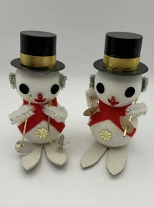 Weihnachten gefilzt Chenille Paar Skifahren Schneemänner Figuren Japan Etikett 4"Hx3"L - Bild 1 von 14