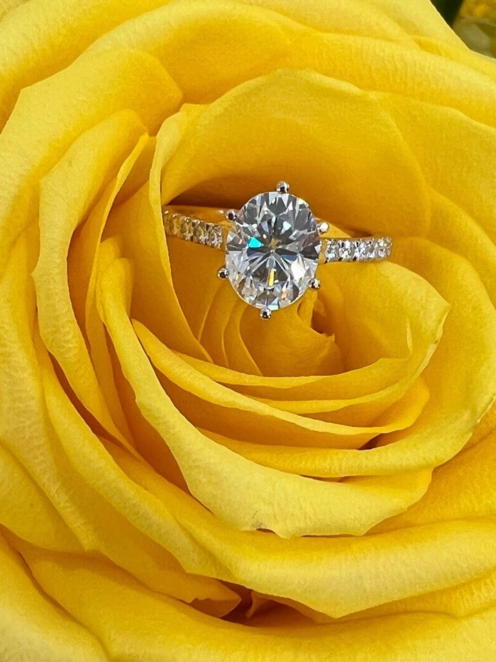 Anel de noivado oval Moissante ouro rosa 18k 2 quilates tamanho 7 - Imagem 1 de 4