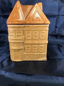 Town House Cookie Jar. - Picture 1 of 14